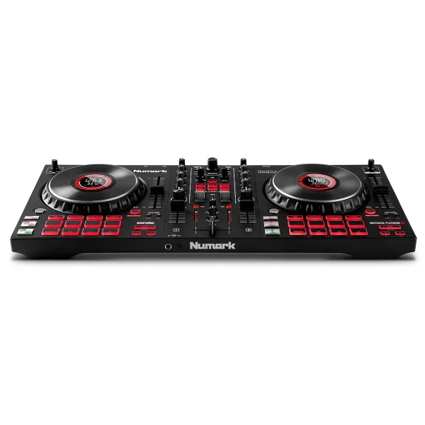 Numark Mixtrack Platinum FX